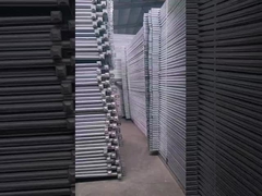 1.5m Keamanan Luar Metal Wire Mesh Pagar Backyard / Taman Pagar Dan Gerbang