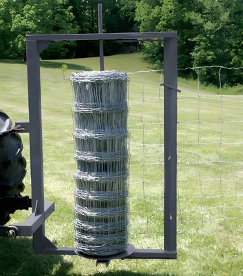 High Tensile Strength Hot-dip Galvanized 1.5m Height Cattle Fence for Livestock and Farm Use