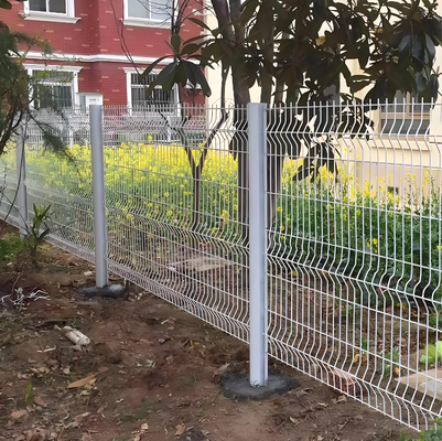 Galvanized V Mesh Security Fence with Customized Color and 1530x2500mm Panel Size for Garden Landscape Fencing
