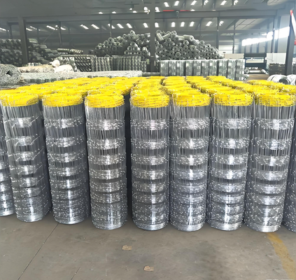 Hot-dipped Galvanized Kelas A pagar rusa dengan hinges bersama dan 2,0m Tinggi Game Fencing Roll