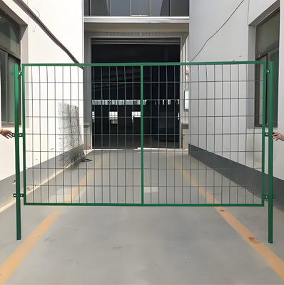 Panel Pagar Kawat Las Berlapis PVC Tinggi 2.0m dengan Desain Tahan Bola untuk Pagar Lapangan Olahraga